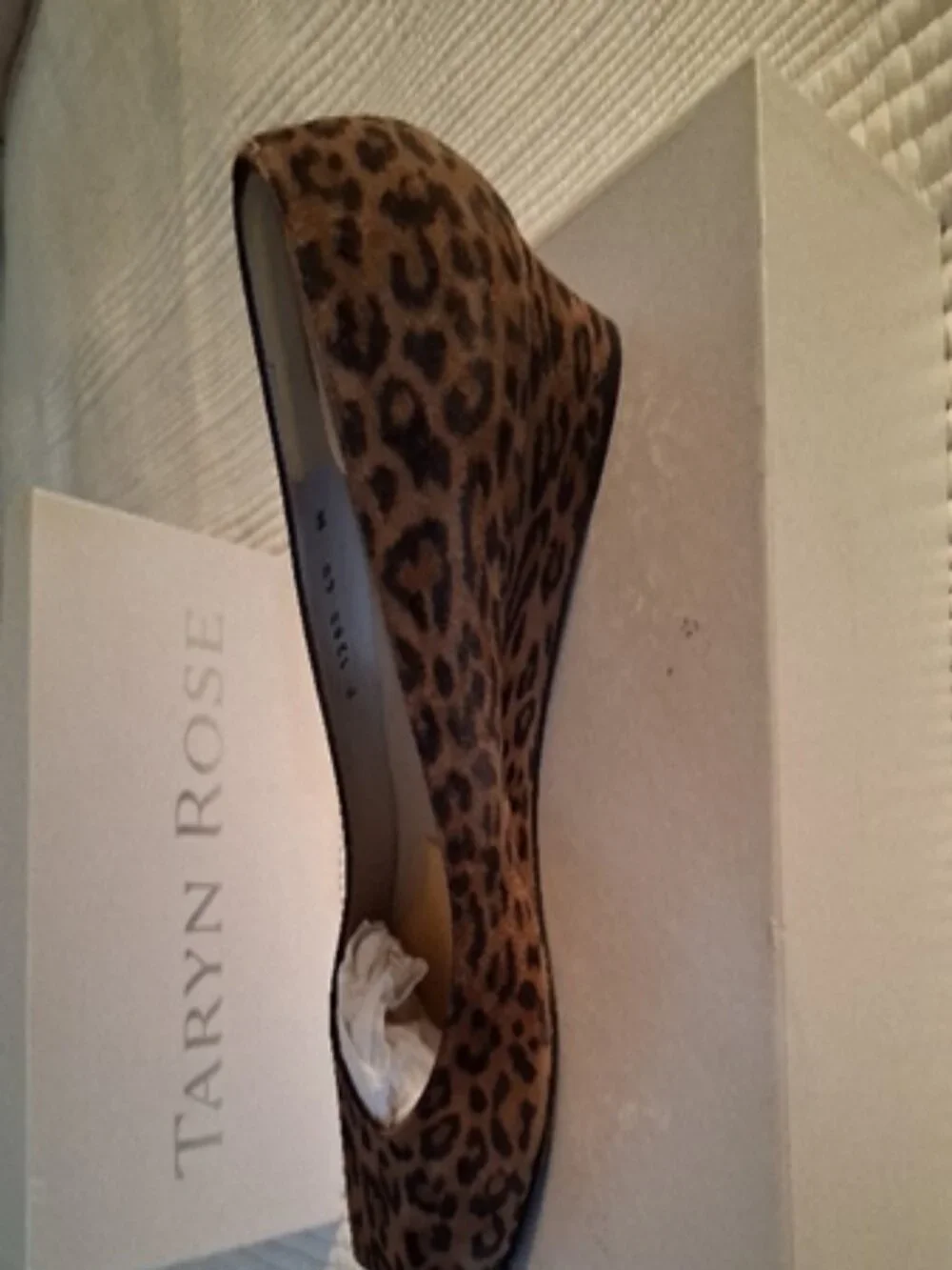 Taryn Rose Leopard Print Calf Hair Wedge Heel Open Toed EU40/US 9-9.5 Runs small